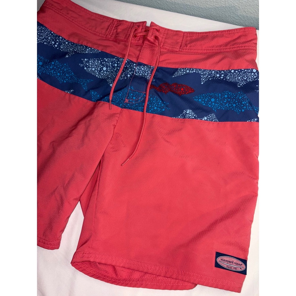 Vineyard Vines Mens 36 Board Shorts Coral Pink Navy Blue Whale Print Swim Trunks